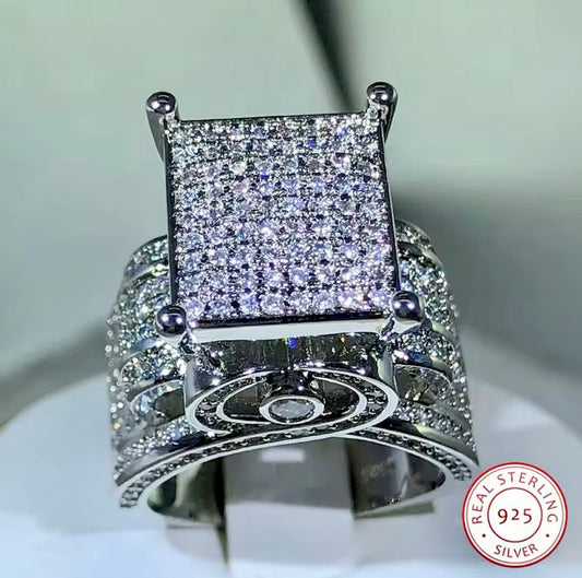 Super Sparkly 925 Sterling Silver High Quality Three-Dimensional Geometric Cubic Zirconia  CZ Ring. (Size 7)